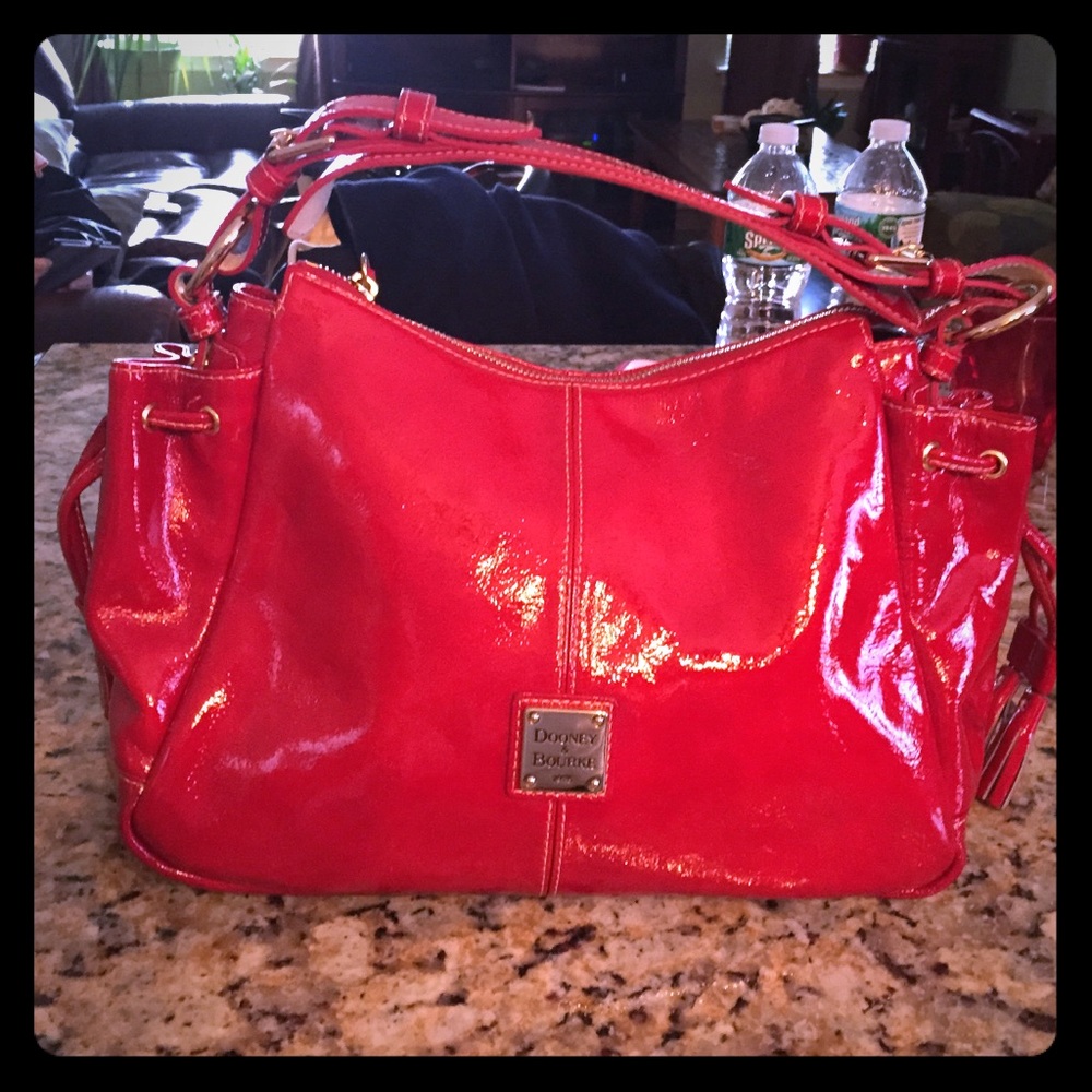 Beautiful Dooney and Burke Bag.💯% Authentic 👜